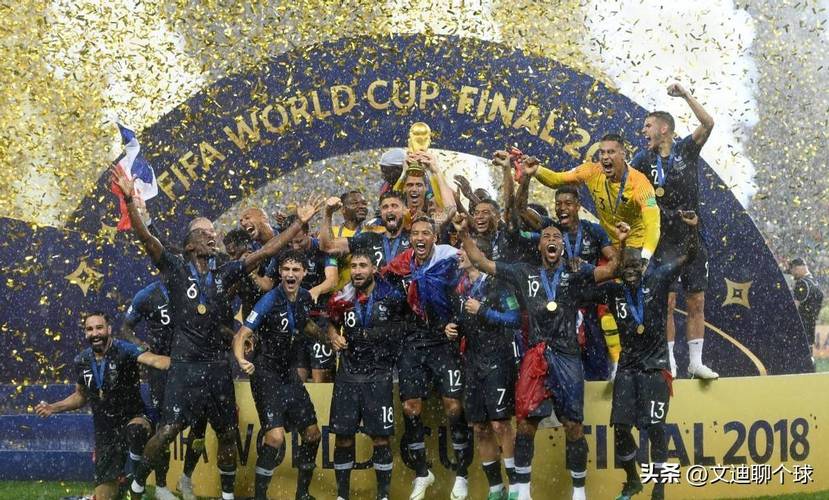 190km发球时速+肩伤隐患！郑钦文退赛是怕输？休养后能更强吗？