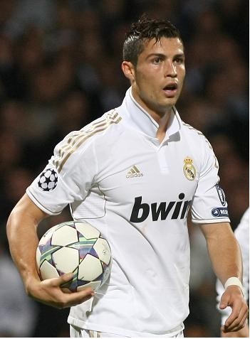 奥古斯托：大家认为这种比赛应该赢5-0，但欧冠没有容易的比赛