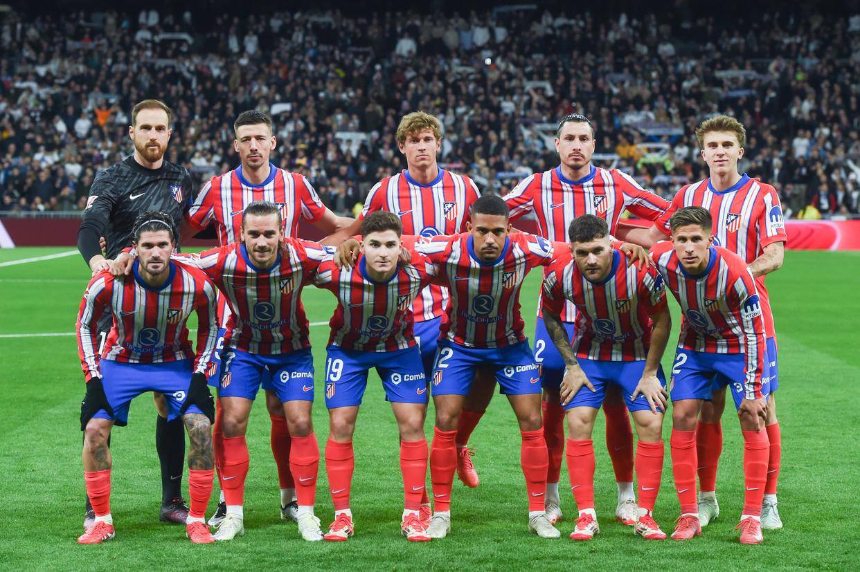 领取巴萨队史最受喜爱球员奖，梅西：巴塞罗那是我的家