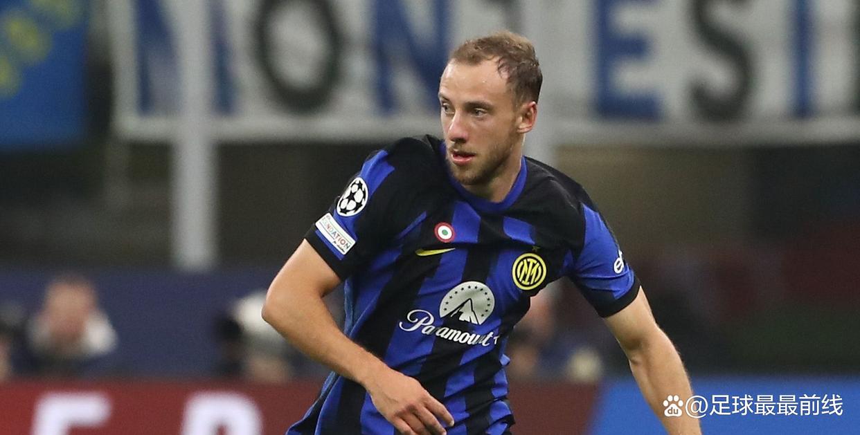 西甲裁判报告：皇马3人被罚下，卡雷拉斯、卡瓦哈尔怒斥裁判