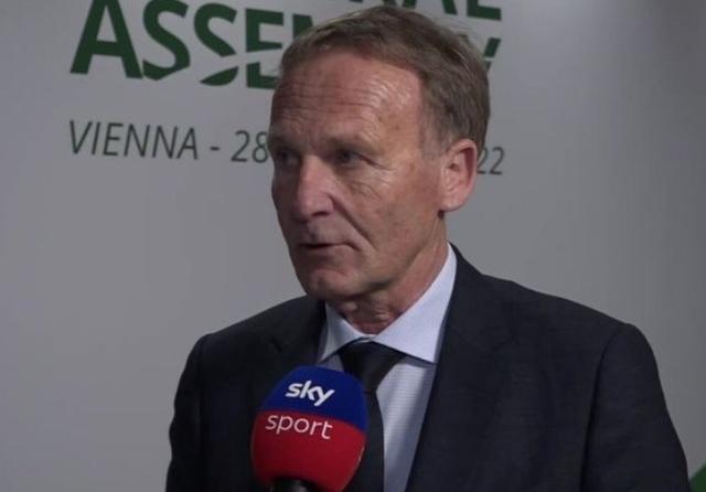 里夫斯：我打得不好我们仍然赢了，感谢上帝我们有勒布朗