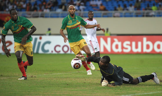 于根伟谈于汉超退役：联赛收官战的拥抱，有我对他的敬意