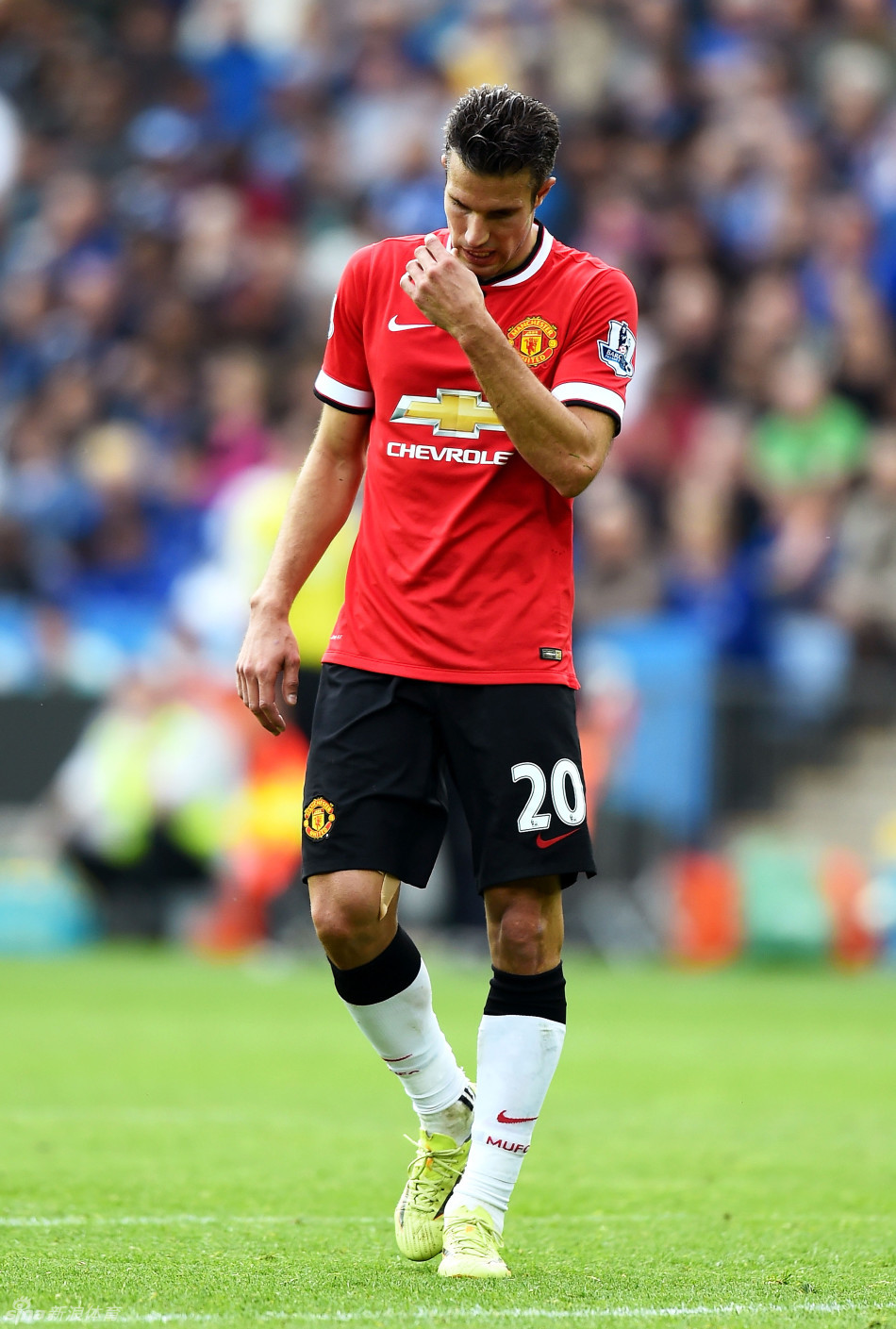 国米尤文争夺曼城后卫阿克！蓝月亮冬窗标价3500万欧（阿克冬窗标价3500万欧，国米与尤文争抢曼城中卫）