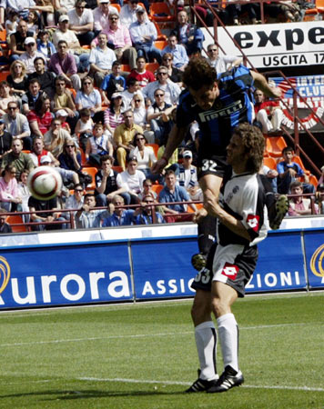 迪亚斯：我在拜仁更自信了，世界杯战葡萄牙的目标是拿三分（迪亚斯：在拜仁自信更足，世界杯对阵葡萄牙力争全取三分）