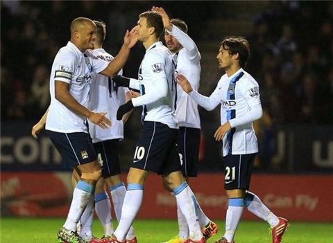 队报：里昂计划1月引进一名中卫，已经联系了切尔西的迪萨西