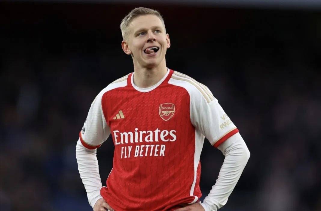 中超强队国安在亚冠被越南绝杀，国脚表现低迷，暴露中国足球实力与管理问题。（亚冠爆冷：国安遭越南队补时绝杀，国脚低迷折射中国足球实力与管理短板）