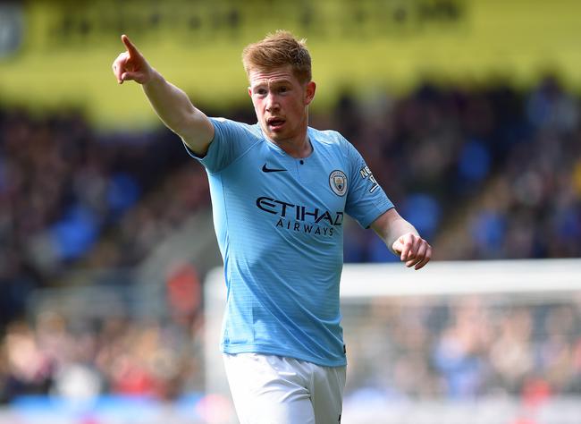 足协公布新赛季赛历：中超3月6日开赛，世界杯期间正常进行（足协发布新赛季赛程：中超3月6日打响，世界杯期间照常进行）